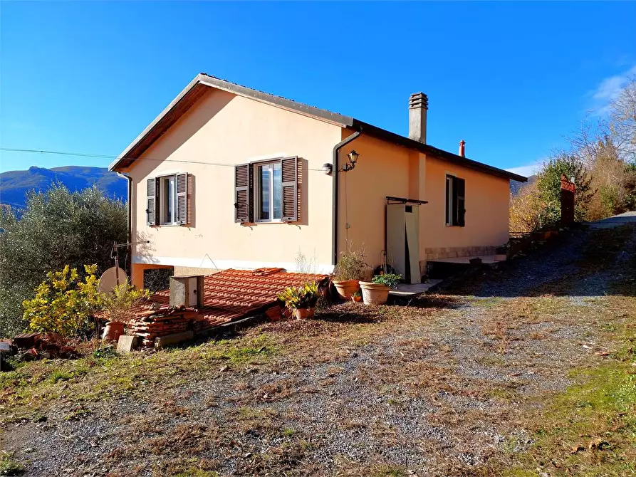 Immagine 3 di Casa indipendente in vendita  in Villaggio del Sole a Pieve Di Teco