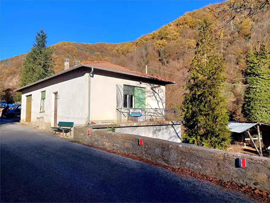 Immagine 2 di Casa indipendente in vendita  in Borgata Gandalino 1 a Pornassio