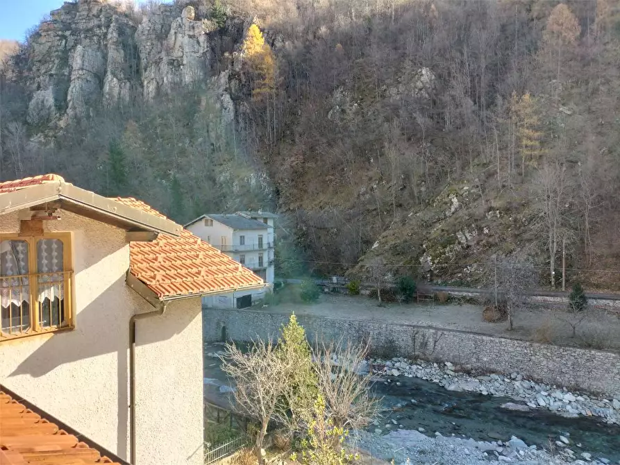 Immagine 77 di Appartamento in vendita  in Viale Cagna  66 a Ormea