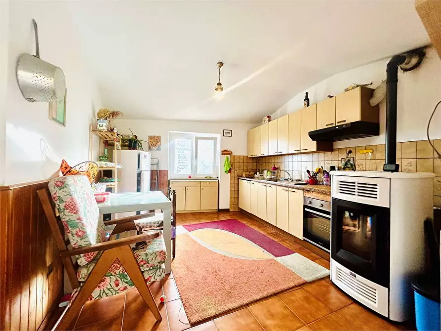 Immagine 3 di Casa indipendente in vendita  in Borgata Ruora a Caprauna