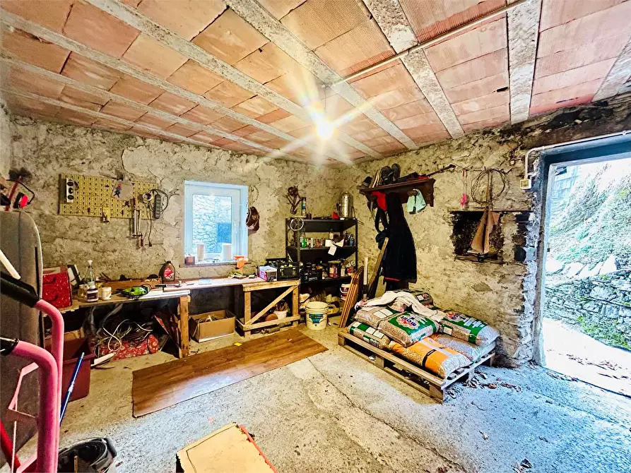 Immagine 36 di Casa indipendente in vendita  in Borgata Ruora a Caprauna