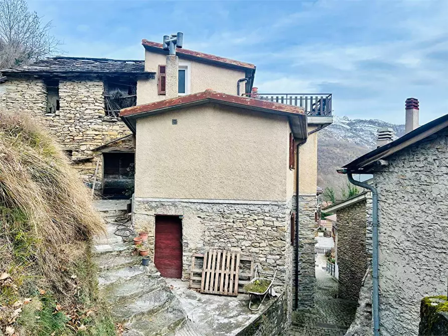 Immagine 35 di Casa indipendente in vendita  in Borgata Ruora a Caprauna