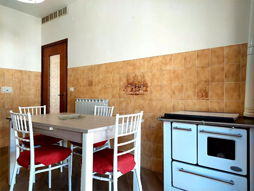 Immagine 14 di Appartamento in vendita  in Via Valdarmella Località Pronzai a Ormea