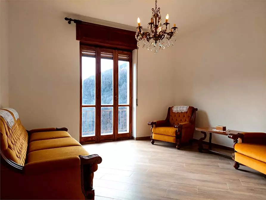 Immagine 18 di Appartamento in vendita  in Via Valdarmella Località Pronzai a Ormea