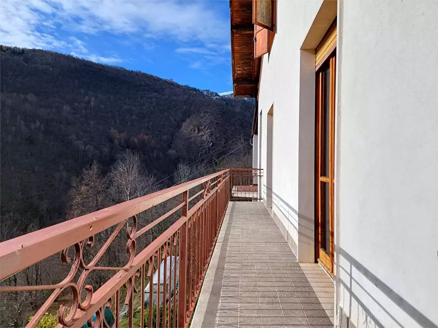 Immagine 21 di Appartamento in vendita  in Via Valdarmella Località Pronzai a Ormea