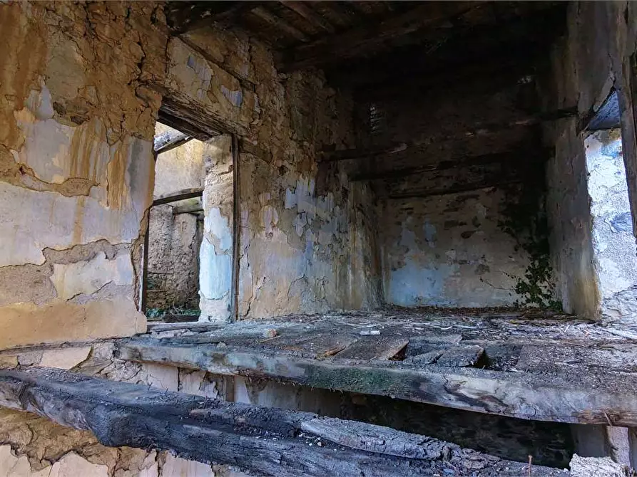 Immagine 7 di Rustico / casale in vendita  in Al castello a Rezzo
