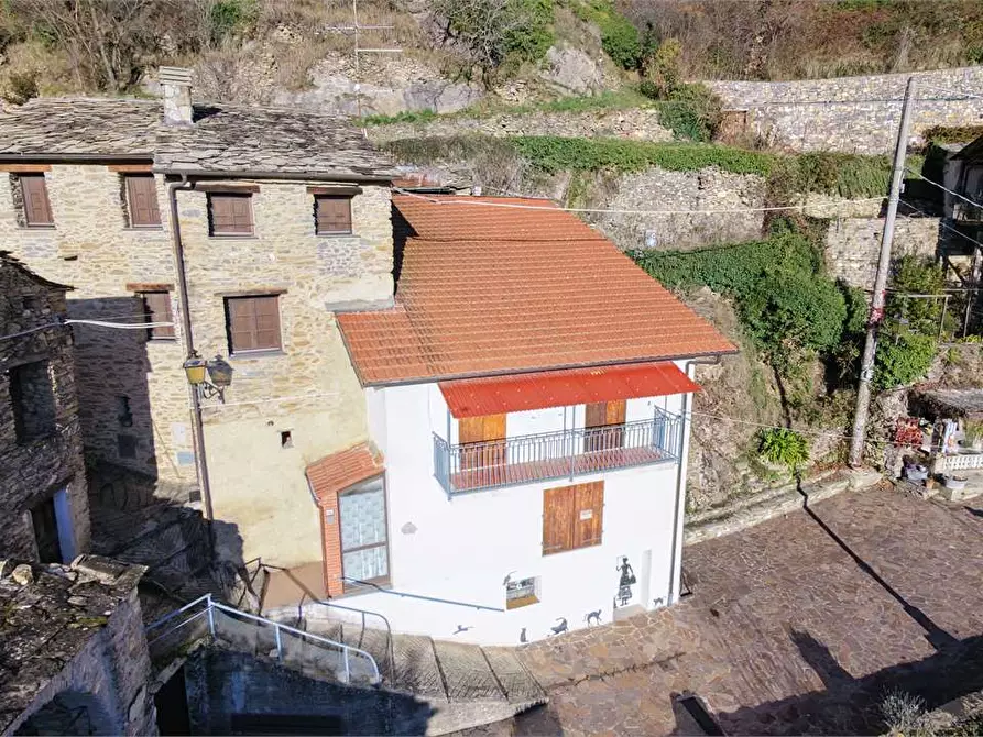 Immagine 3 di Casa indipendente in vendita  in Via Cavour 64 a Rezzo