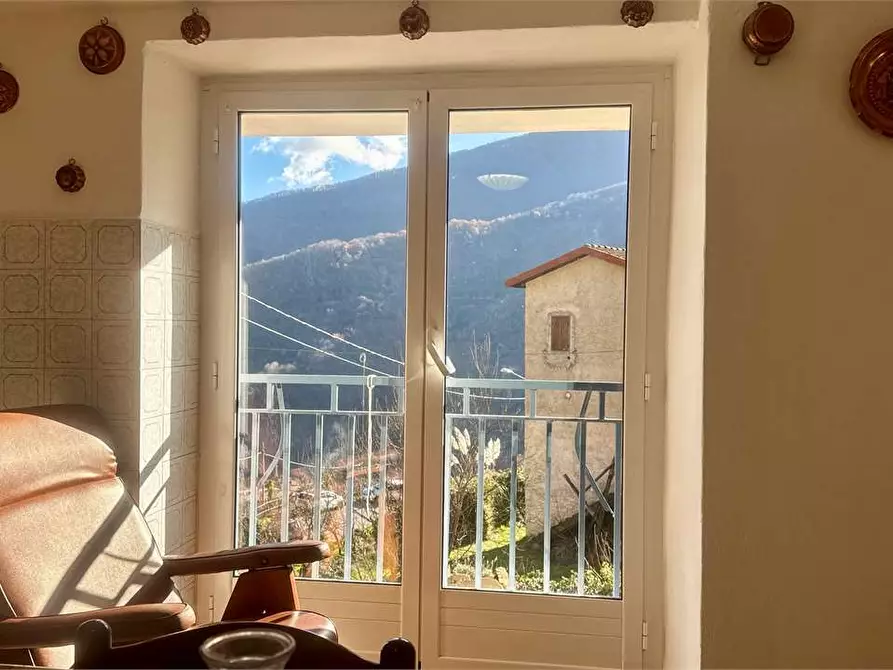 Immagine 9 di Casa indipendente in vendita  in Via Cavour 64 a Rezzo