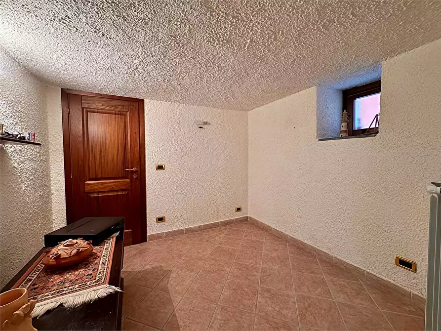 Immagine 9 di Casa indipendente in vendita  in Piazza Castello 4 a Aurigo