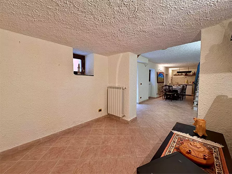 Immagine 8 di Casa indipendente in vendita  in Piazza Castello 4 a Aurigo