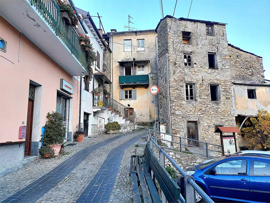 Immagine 2 di Casa indipendente in vendita  in Via De Amicis 60 a Pontedassio