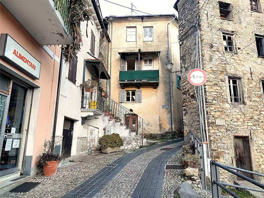 Immagine 38 di Casa indipendente in vendita  in Via De Amicis 60 a Pontedassio