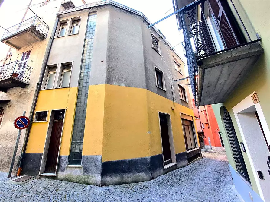 Immagine 2 di Stabile in vendita  in Via Bassi 45 a Ormea