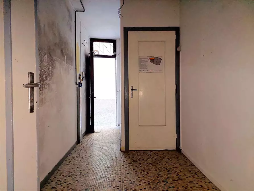 Immagine 11 di Stabile in vendita  in Via Bassi 45 a Ormea