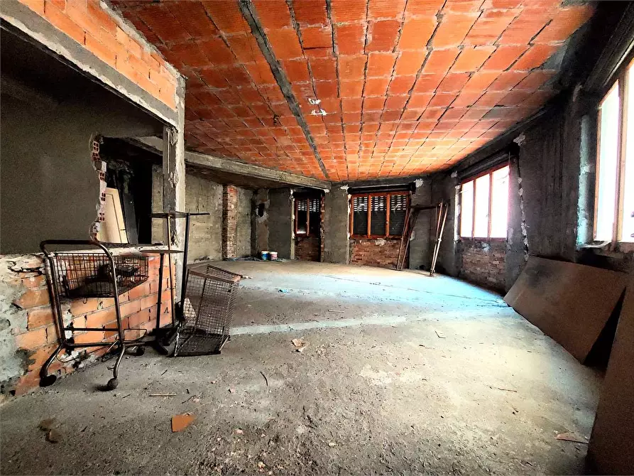 Immagine 16 di Stabile in vendita  in Via Bassi 45 a Ormea