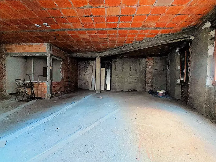 Immagine 19 di Stabile in vendita  in Via Bassi 45 a Ormea