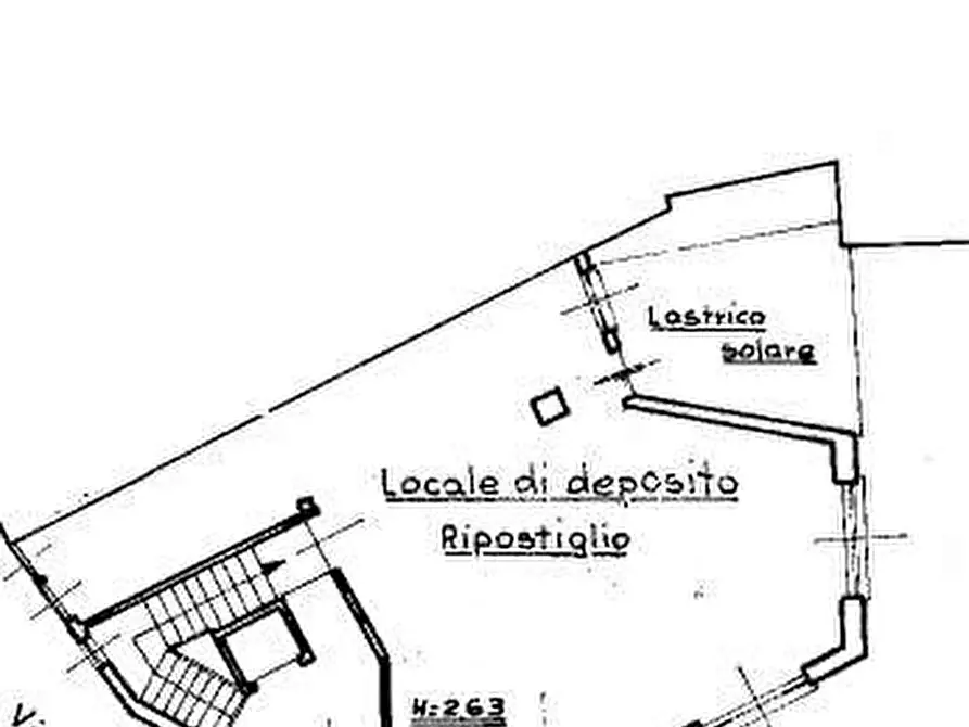 Immagine 35 di Stabile in vendita  in Via Bassi 45 a Ormea