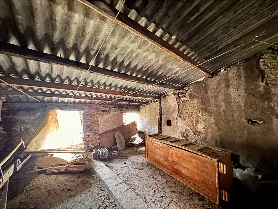 Immagine 18 di Casa indipendente in vendita  in Vico Vigna a Ranzo