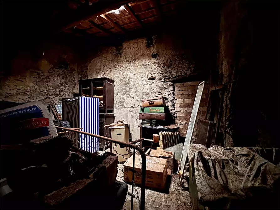 Immagine 14 di Casa indipendente in vendita  in Vico Vigna a Ranzo