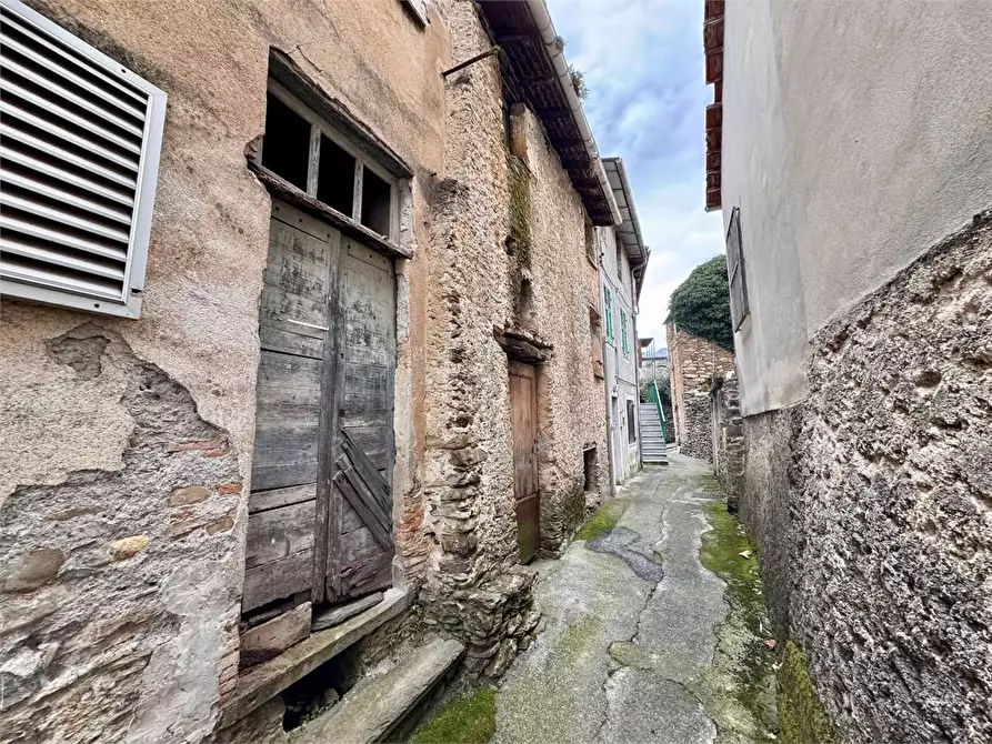 Immagine 22 di Rustico / casale in vendita  in Via Alla Parrocchia 7 a Ranzo