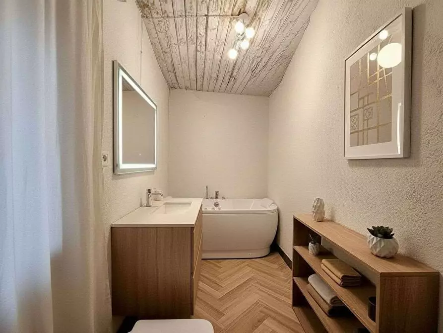 Immagine 61 di Casa indipendente in vendita  in Piazza Vittorio Veneto 9 a Borghetto D'arroscia