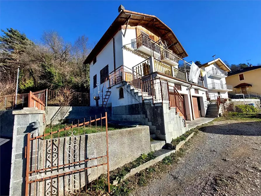 Immagine 45 di Porzione di villa in vendita  in Via Rosso 31 a Pornassio