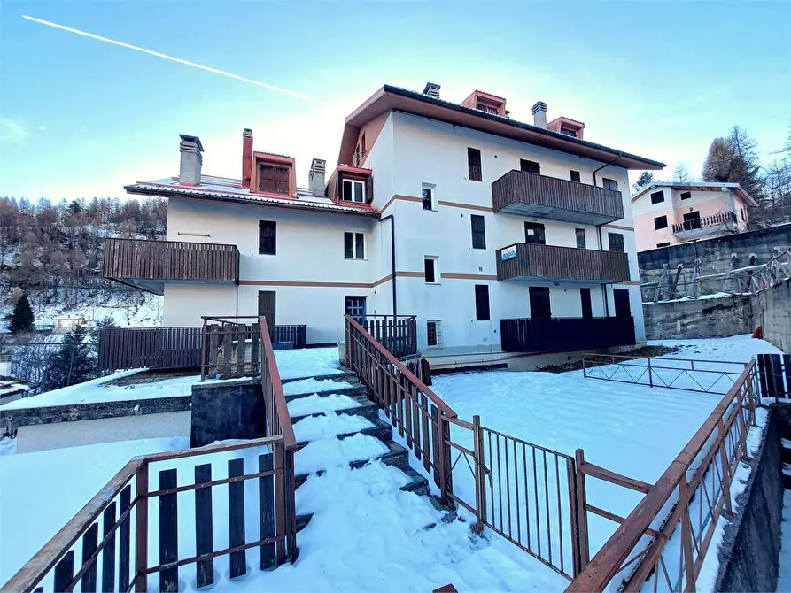 Immagine 21 di Appartamento in vendita  in Frazione Monesi di Mendatica Condominio del Sole a Mendatica