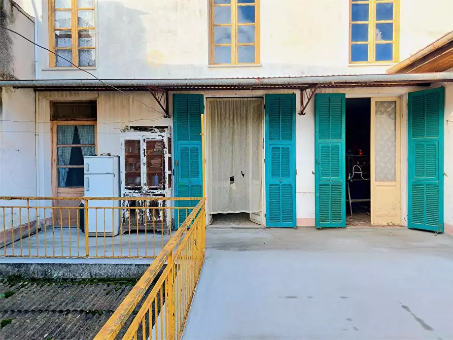 Immagine 27 di Stabile in vendita  in Via Umberto 1 31 a Ranzo