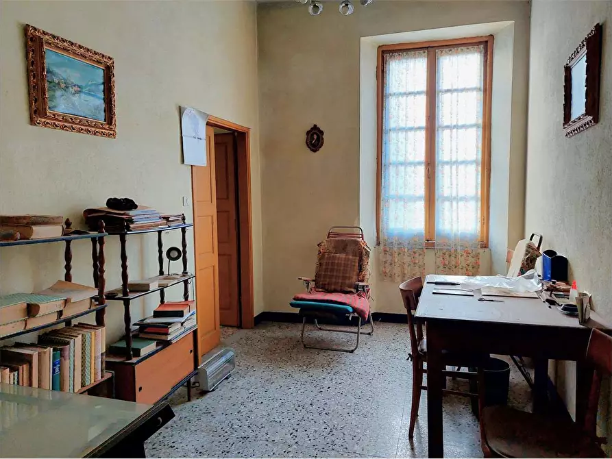 Immagine 13 di Stabile in vendita  in Via Umberto 1 31 a Ranzo