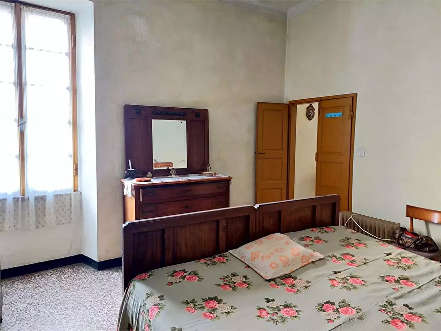 Immagine 15 di Stabile in vendita  in Via Umberto 1 31 a Ranzo