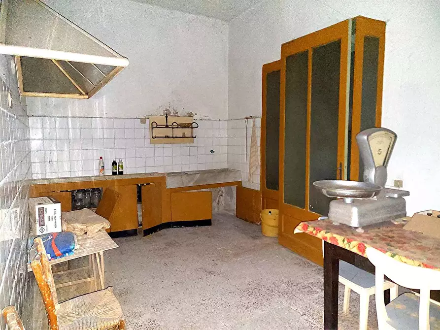 Immagine 48 di Stabile in vendita  in Via Umberto 1 31 a Ranzo