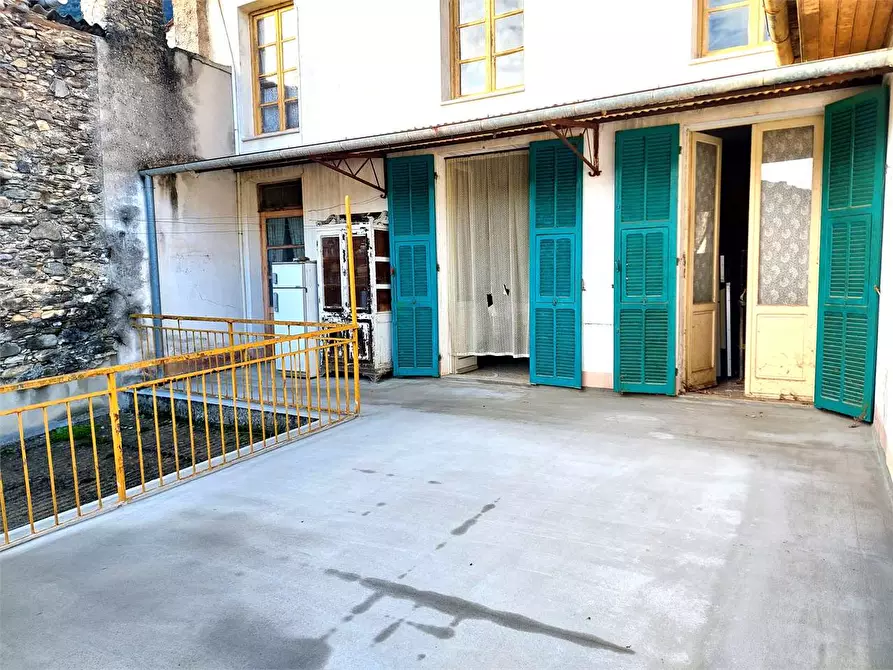 Immagine 28 di Appartamento in vendita  in Via Umberto 1 31 a Ranzo