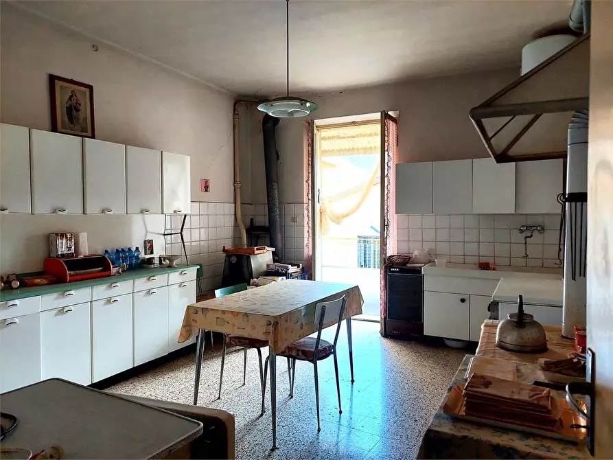 Immagine 11 di Appartamento in vendita  in Via Umberto 1 31 a Ranzo