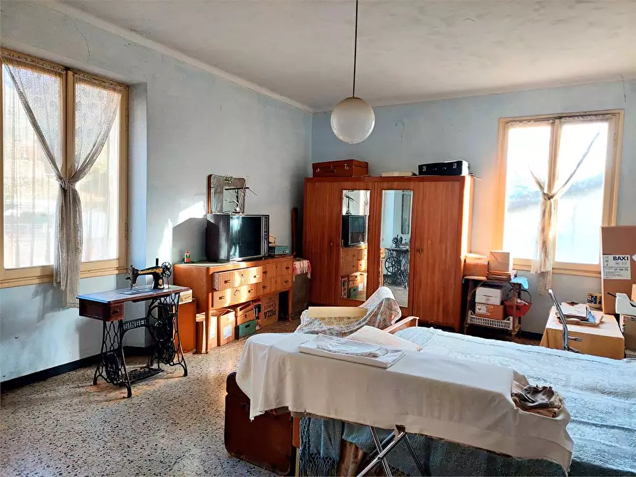 Immagine 17 di Appartamento in vendita  in Via Umberto 1 31 a Ranzo