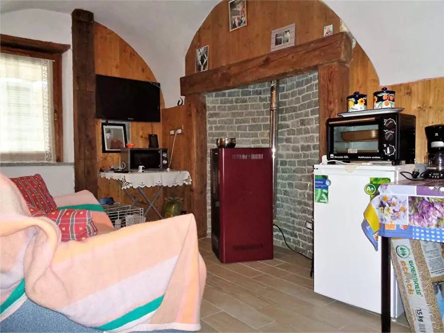 Immagine 1 di Casa indipendente in vendita  in Vi Madonna degli Angeli 46 a Ormea