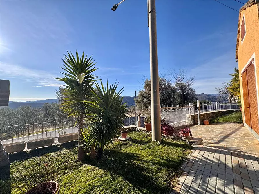 Immagine 41 di Casa indipendente in vendita  in Via Capitolo 7 a Onzo