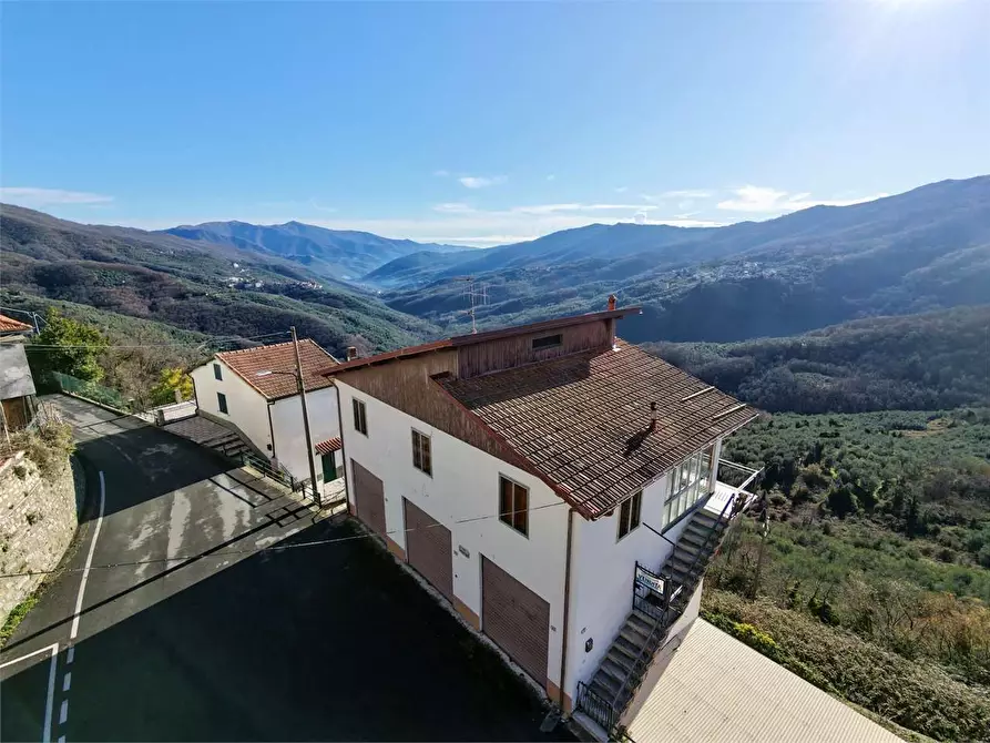 Immagine 2 di Casa indipendente in vendita  in Strada Provinciale 25 1 a Borgomaro