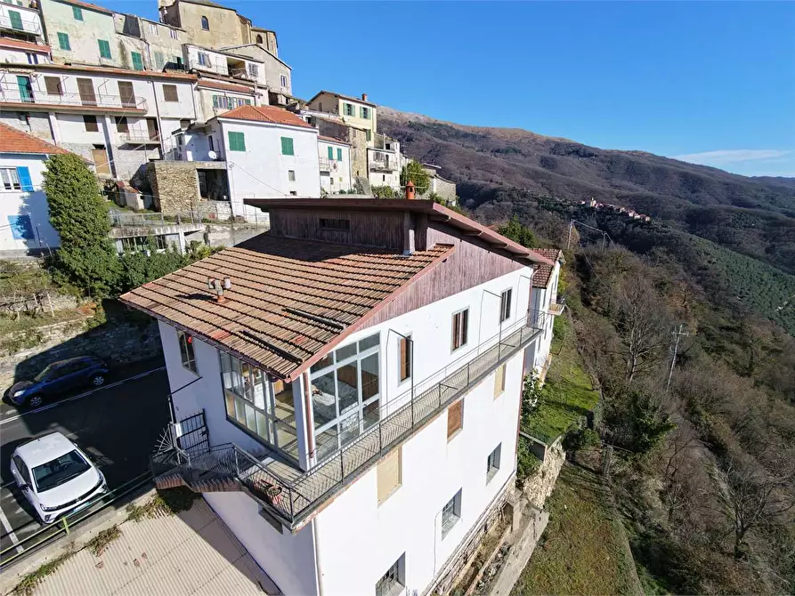Immagine 2 di Casa indipendente in vendita  in Strada Provinciale 25 1 a Borgomaro