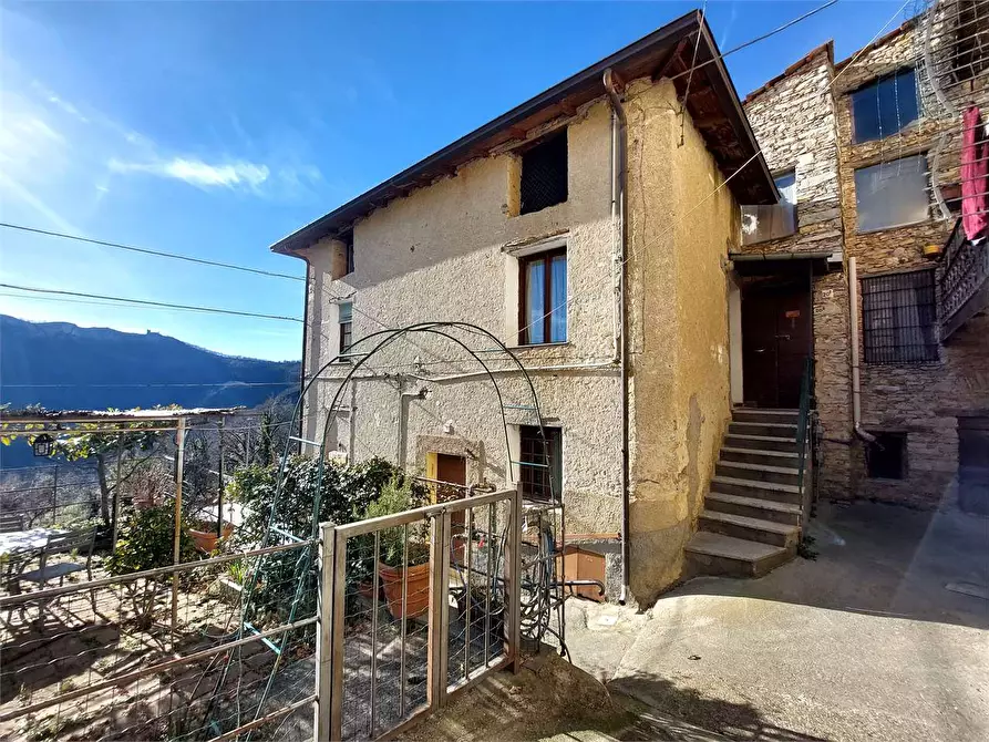 Immagine 4 di Casa indipendente in vendita  in Via Pieve di Teco  20 a Alto