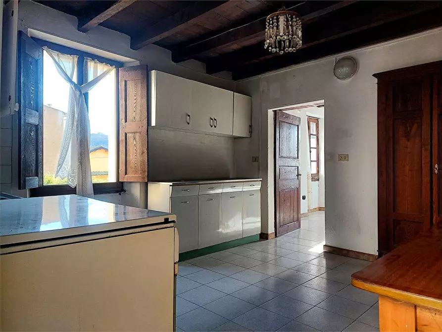 Immagine 2 di Casa indipendente in vendita  in Via Pieve di Teco  20 a Alto