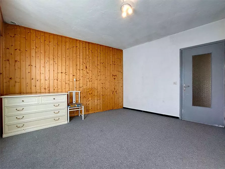 Immagine 14 di Appartamento in vendita  in Via Castello 3a a Alto