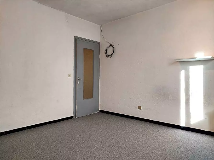 Immagine 13 di Appartamento in vendita  in Via Castello 3a a Alto