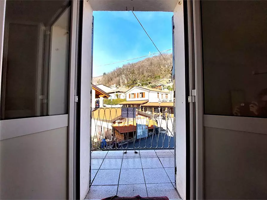 Immagine 5 di Appartamento in vendita  in Via Castello 3a a Alto