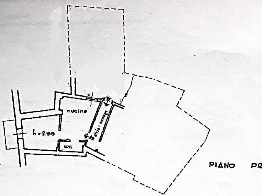 Immagine 26 di Appartamento in vendita  in Via Castello 3a a Alto