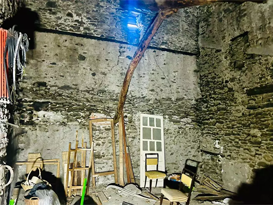 Immagine 30 di Appartamento in vendita  in Via Dottor Bassi  33 a Ormea