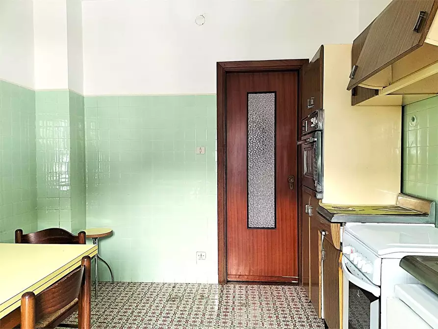 Immagine 8 di Appartamento in vendita  in Piazza della Libertà  7 a Ormea