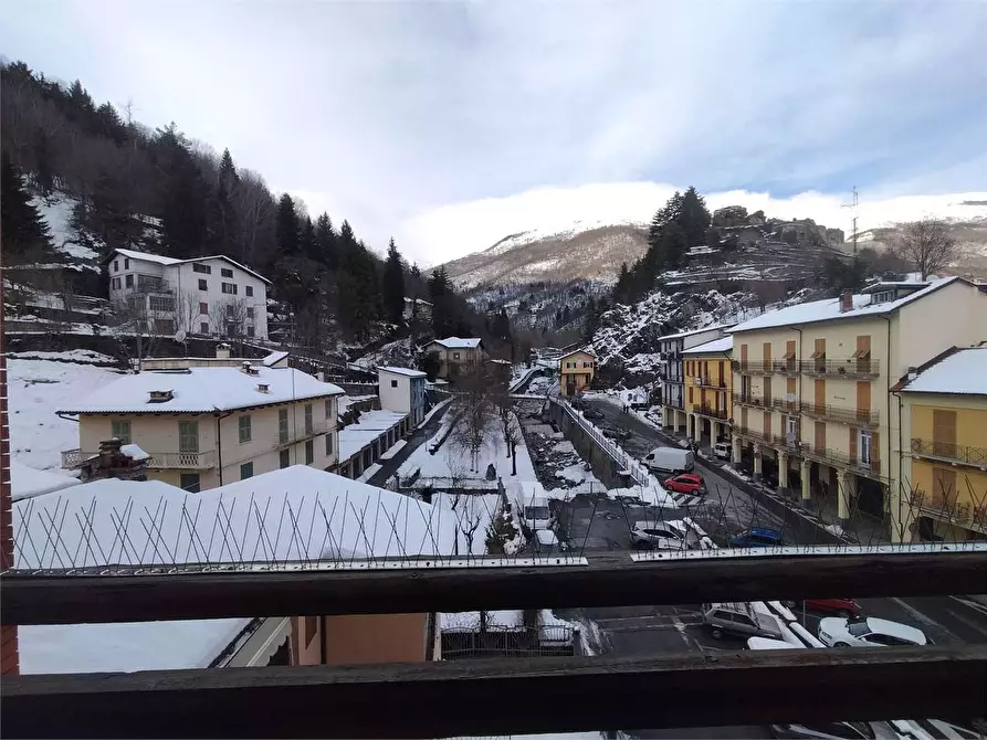 Immagine 3 di Appartamento in vendita  in Piazza della Libertà  7 a Ormea