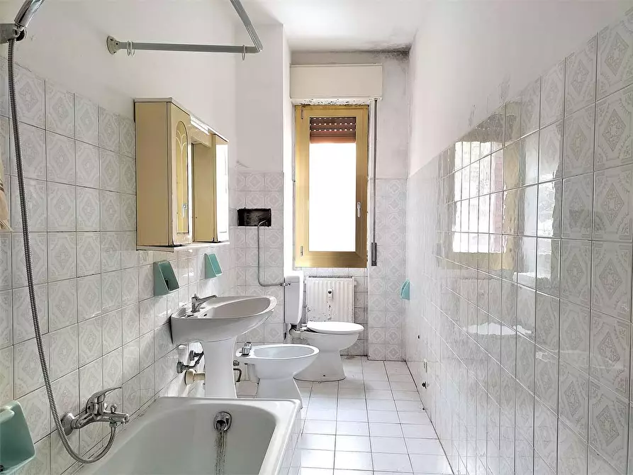 Immagine 30 di Appartamento in vendita  in Piazza della Libertà  7 a Ormea