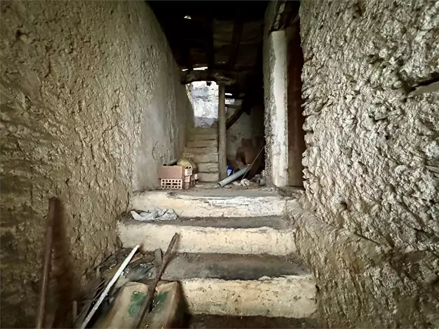 Immagine 9 di Rustico / casale in vendita  in Via Alla Parrocchia 7 a Ranzo