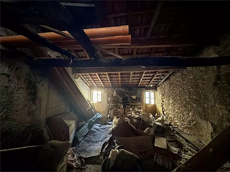 Immagine 13 di Rustico / casale in vendita  in Via Alla Parrocchia 7 a Ranzo